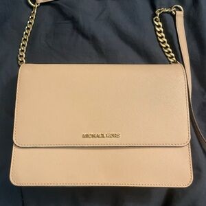 Michael Kors Daniela Large Saffiano Crossbody Soft Pink Gold Hardware 3 pockets